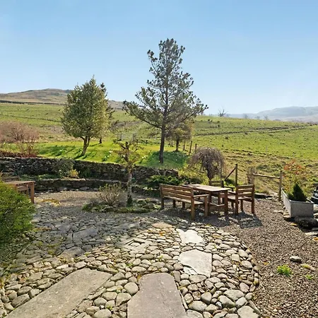 Little Grove * Ambleside