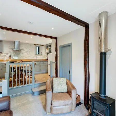 1 Bed In Ambleside Oc-Lr178 *